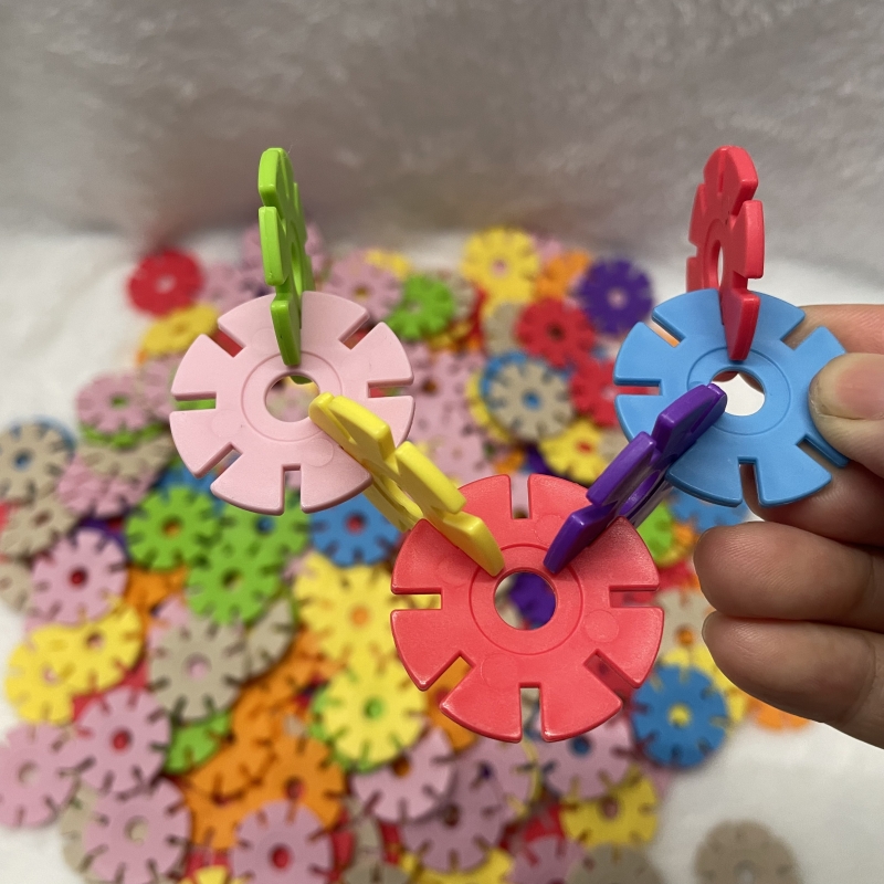 200pcs snow flake toy educativ - Spike Ball Game review and price